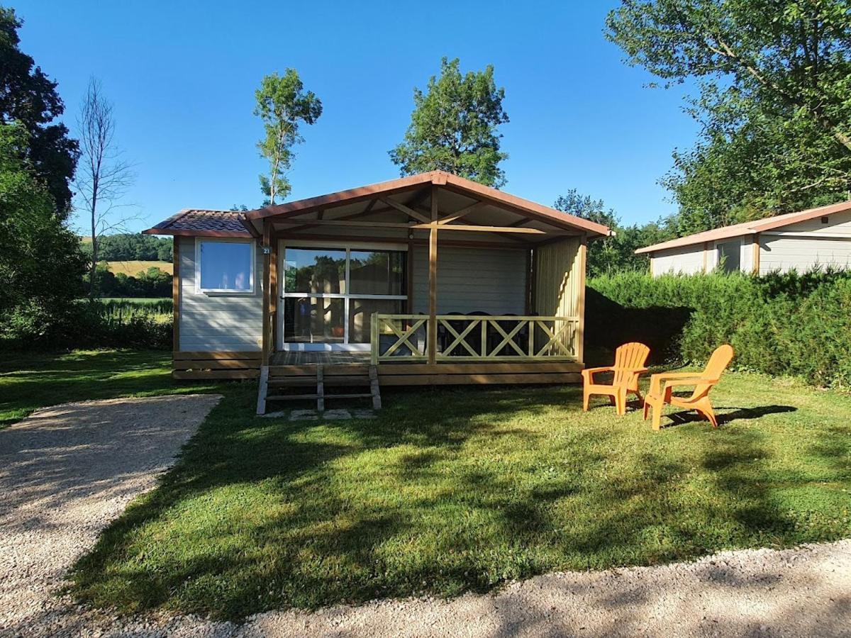 Camping Familial Paisible Avec Piscine, Mobil Home , Chalet, Studio & Emplacement Nue Casties-Labrande Eksteriør bilde