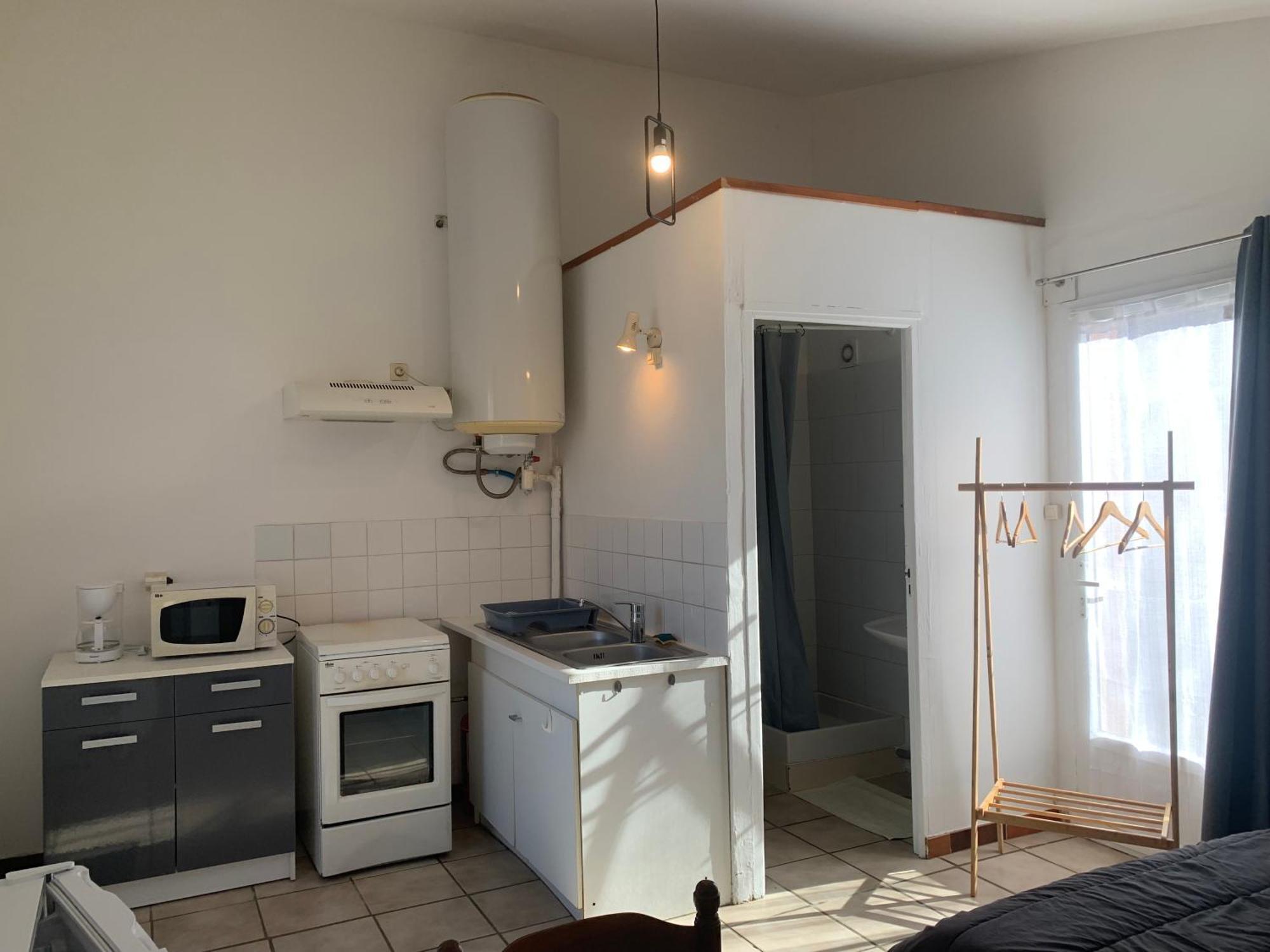 Camping Familial Paisible Avec Piscine, Mobil Home , Chalet, Studio & Emplacement Nue Casties-Labrande Eksteriør bilde