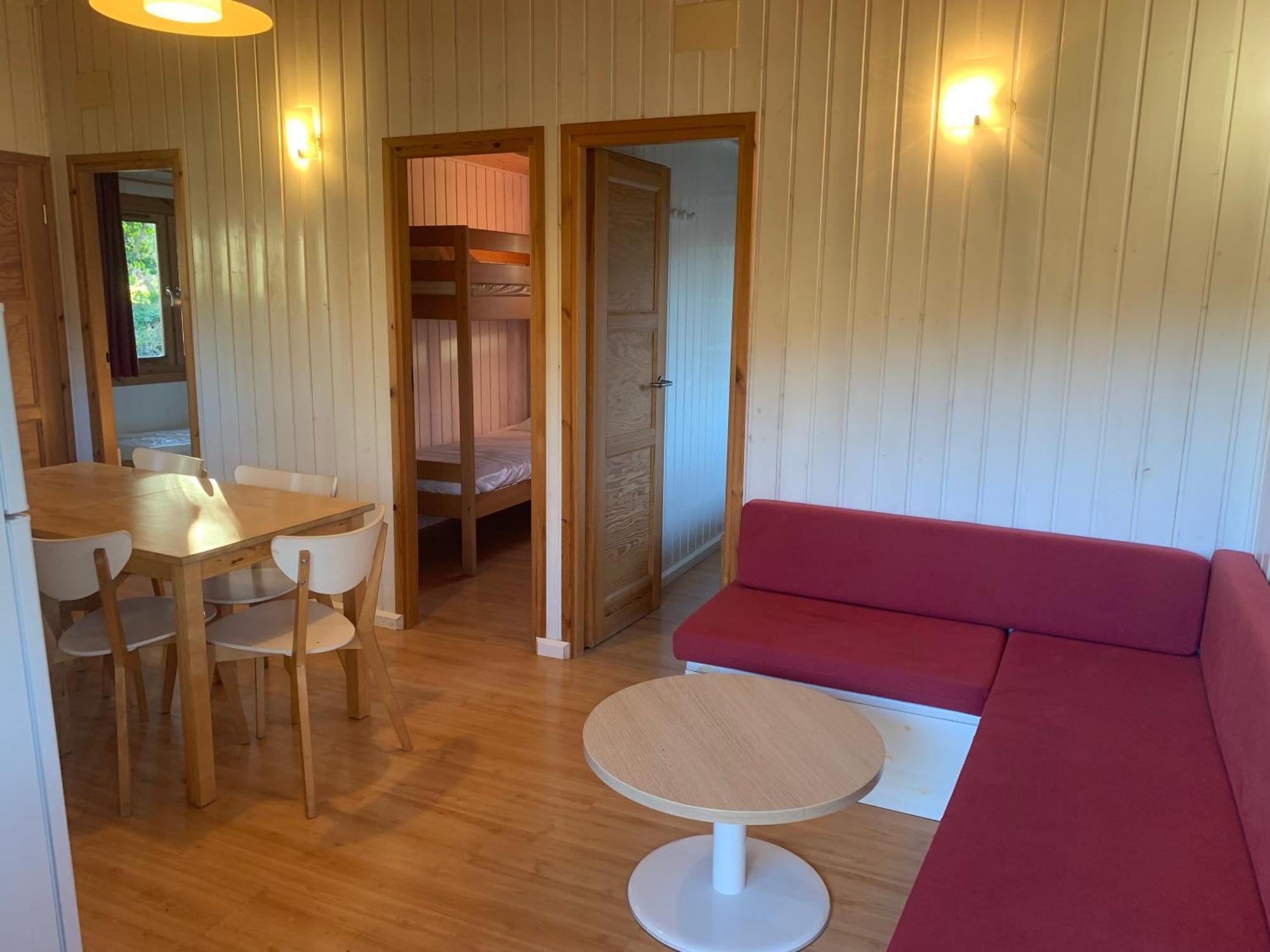 Camping Familial Paisible Avec Piscine, Mobil Home , Chalet, Studio & Emplacement Nue Casties-Labrande Eksteriør bilde