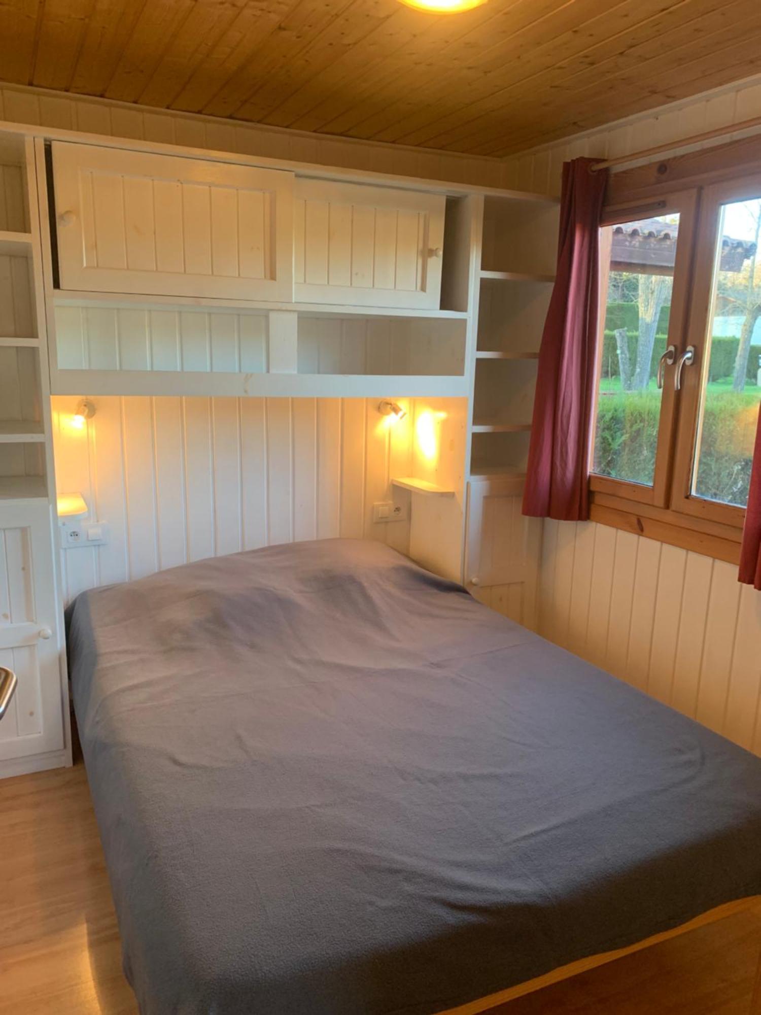 Camping Familial Paisible Avec Piscine, Mobil Home , Chalet, Studio & Emplacement Nue Casties-Labrande Eksteriør bilde